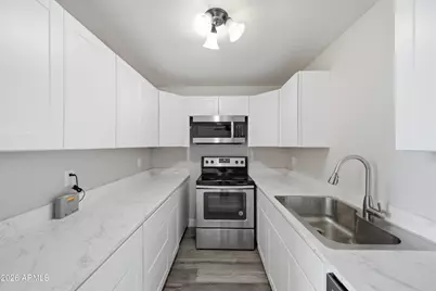 3646 N 67th Avenue #29, Phoenix, AZ 85033 - Photo 7