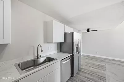 3646 N 67th Avenue #29, Phoenix, AZ 85033 - Photo 9