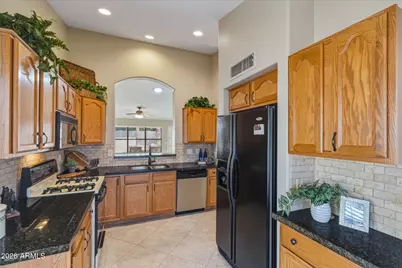 15330 W Doll Lane, Surprise, AZ 85374 - Photo 11