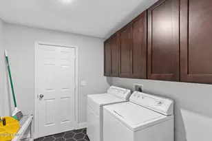 10817 W Sack Dr, Peoria, AZ 85373 - Photo 23