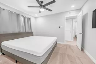 5238 W Acapulco Ln, Glendale, AZ 85306 - Photo 17