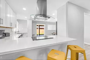 5238 W Acapulco Ln, Glendale, AZ 85306 - Photo 5