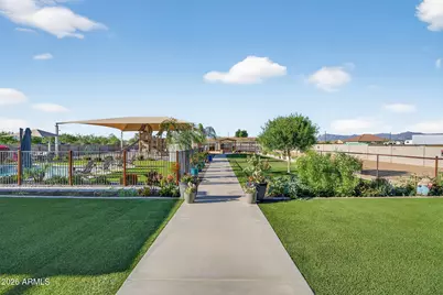 1124 E Loveland Lane, San Tan Valley, AZ 85140 - Photo 11