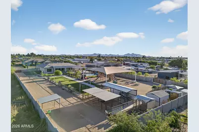 1124 E Loveland Lane, San Tan Valley, AZ 85140 - Photo 5