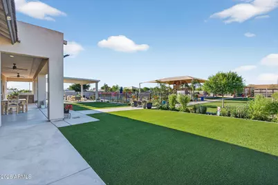 1124 E Loveland Lane, San Tan Valley, AZ 85140 - Photo 23