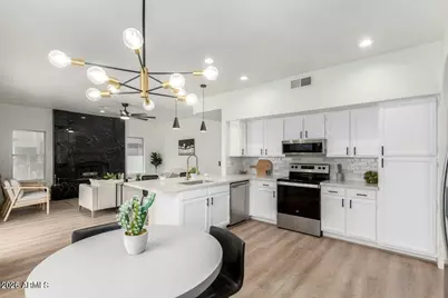 725 W Palo Verde Street, Gilbert, AZ 85233 - Photo 11