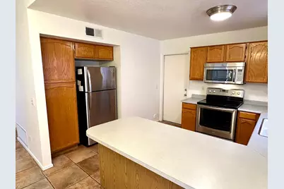 2914 E Woodland Drive, Phoenix, AZ 85048 - Photo 9