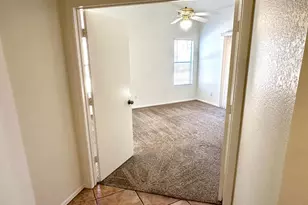 2914 E Woodland Dr, Phoenix, AZ 85048 - Photo 11