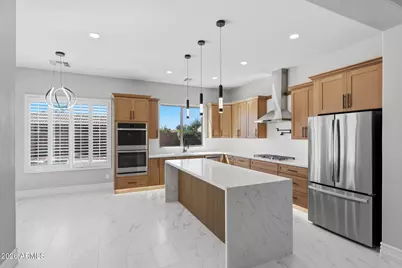 8001 W San Juan Avenue, Glendale, AZ 85303 - Photo 3