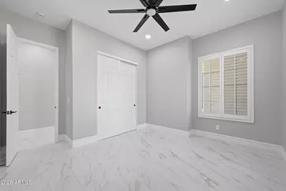 8001 W San Juan Avenue, Glendale, AZ 85303 - Photo 23