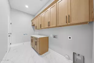 8001 W San Juan Ave, Glendale, AZ 85303 - Photo 29