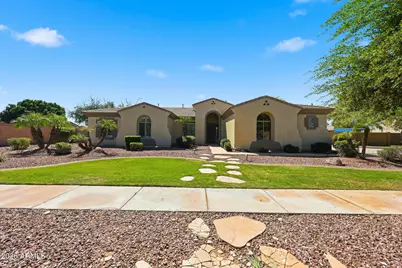 8001 W San Juan Avenue, Glendale, AZ 85303 - Photo 1