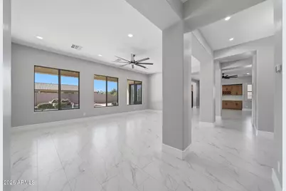 8001 W San Juan Avenue, Glendale, AZ 85303 - Photo 5