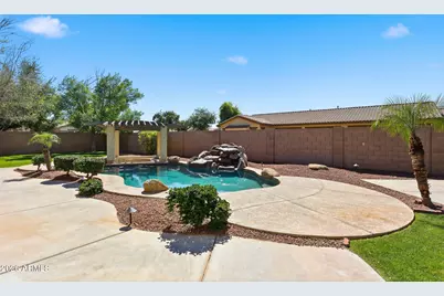 8001 W San Juan Avenue, Glendale, AZ 85303 - Photo 51