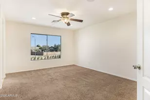 5739 W Seldon Ln, Glendale, AZ 85302 - Photo 35