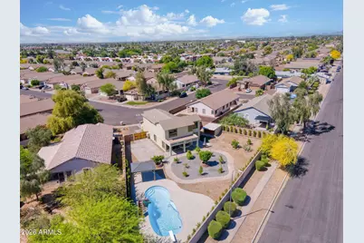 5739 W Seldon Lane, Glendale, AZ 85302 - Photo 5