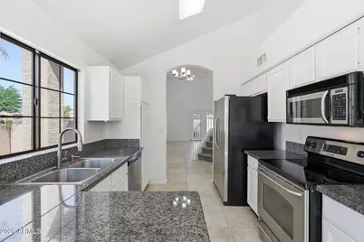 7630 S Bonarden Lane, Tempe, AZ 85284 - Photo 13