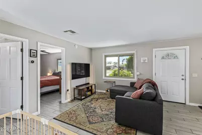 720 E Carol Avenue, Phoenix, AZ 85020 - Photo 5