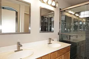 7436 W Abraham Ln, Glendale, AZ 85308 - Photo 9