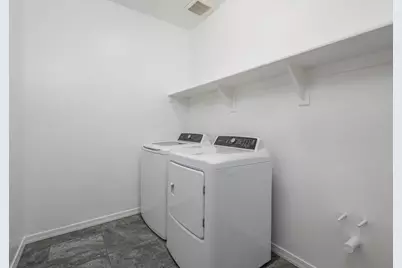 8536 S 40th Glen, Laveen, AZ 85339 - Photo 17