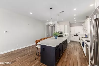 1926 W Holden Drive, Phoenix, AZ 85085 - Photo 7