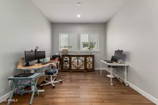 1926 W Holden Dr, Phoenix, AZ 85085 - Photo 7