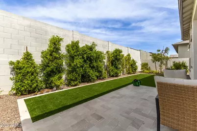 1926 W Holden Drive, Phoenix, AZ 85085 - Photo 23