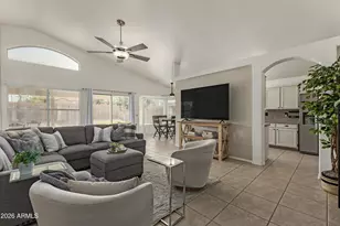 653 W Naranja Ave, Mesa, AZ 85210 - Photo 5