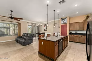 44566 W Granite Dr, Maricopa, AZ 85139 - Photo 9