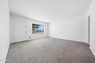 126 S Catalina St, Gilbert, AZ 85233 - Photo 3