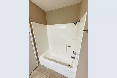 312 W Yukon Drive #Unit 2, Phoenix, AZ 85027 - Photo 15