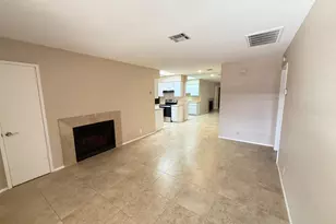 312 W Yukon Dr, Phoenix, AZ 85027 - Photo 9