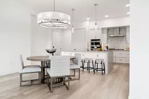 5250 E Deer Valley Dr, Phoenix, AZ 85054 - Photo 15