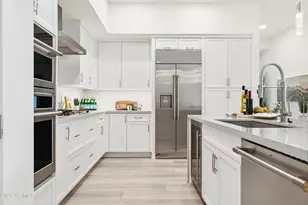 5250 E Deer Valley Dr, Phoenix, AZ 85054 - Photo 9