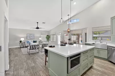 709 E Prescott Drive, Chandler, AZ 85249 - Photo 19