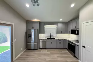 124 S 111th St, Mesa, AZ 85208 - Photo 3