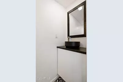 930 E Whitton Avenue, Phoenix, AZ 85014 - Photo 25