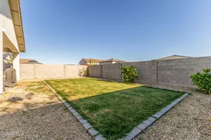 17885 W Daley Ln, Surprise, AZ 85387 - Photo 25