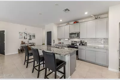 17885 W Daley Lane, Surprise, AZ 85387 - Photo 7
