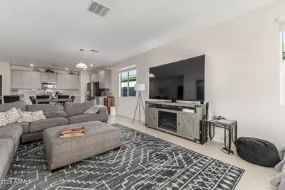 17885 W Daley Lane, Surprise, AZ 85387 - Photo 5