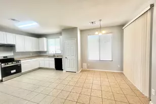 5238 W Cochise Dr, Glendale, AZ 85302 - Photo 11