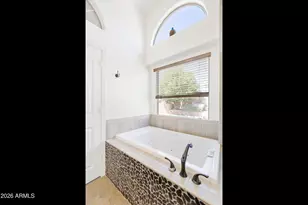 4704 E Weaver Rd, Phoenix, AZ 85050 - Photo 13