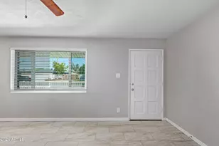 5520 N 37th Ave, Phoenix, AZ 85019 - Photo 15