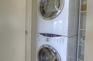 7117 E Rancho Vista Dr, Scottsdale, AZ 85251 - Photo 25