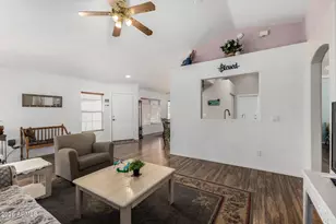 79 W Gail Dr, Gilbert, AZ 85233 - Photo 13