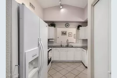 79 W Gail Drive, Gilbert, AZ 85233 - Photo 19