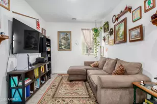 12117 W Levi Dr, Avondale, AZ 85323 - Photo 19