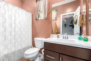 12117 W Levi Dr, Avondale, AZ 85323 - Photo 15