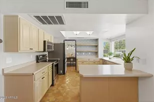 2424 W Redfield Rd, Phoenix, AZ 85023 - Photo 27