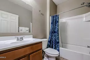 12217 W Chase Ln, Avondale, AZ 85323 - Photo 17